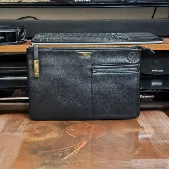 Tutilo New York Women Laptop Tote Bag with Detachable Clutch - Picture 4 of 16